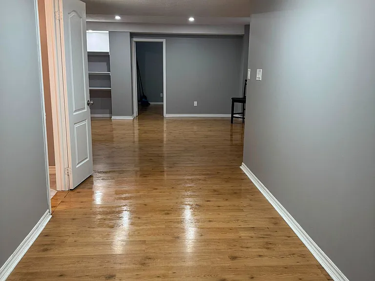 7225 Dime Cres #BASEMENT — Photo 5