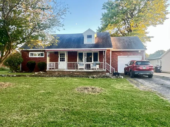 96 E Smiley Ave, Shelby, OH 44875