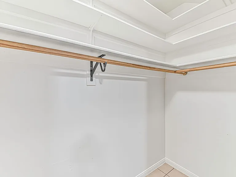 319 Hermosa Ave — Photo 10