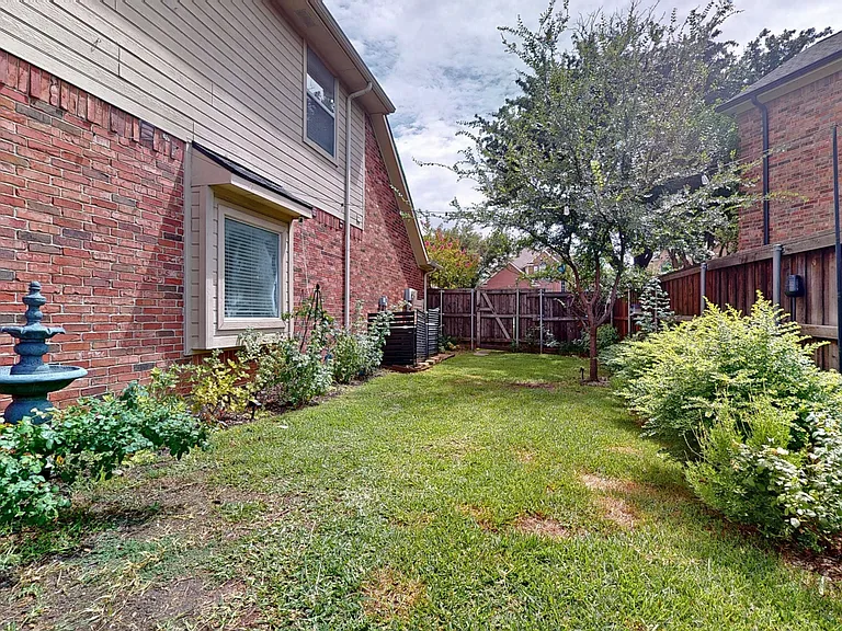 3200 Hilltop Ct — Photo 38