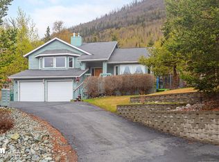20211 Paul Revere Cir, Eagle River, AK 99577