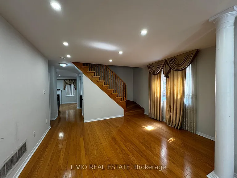 11A Seasons Dr — Photo 10