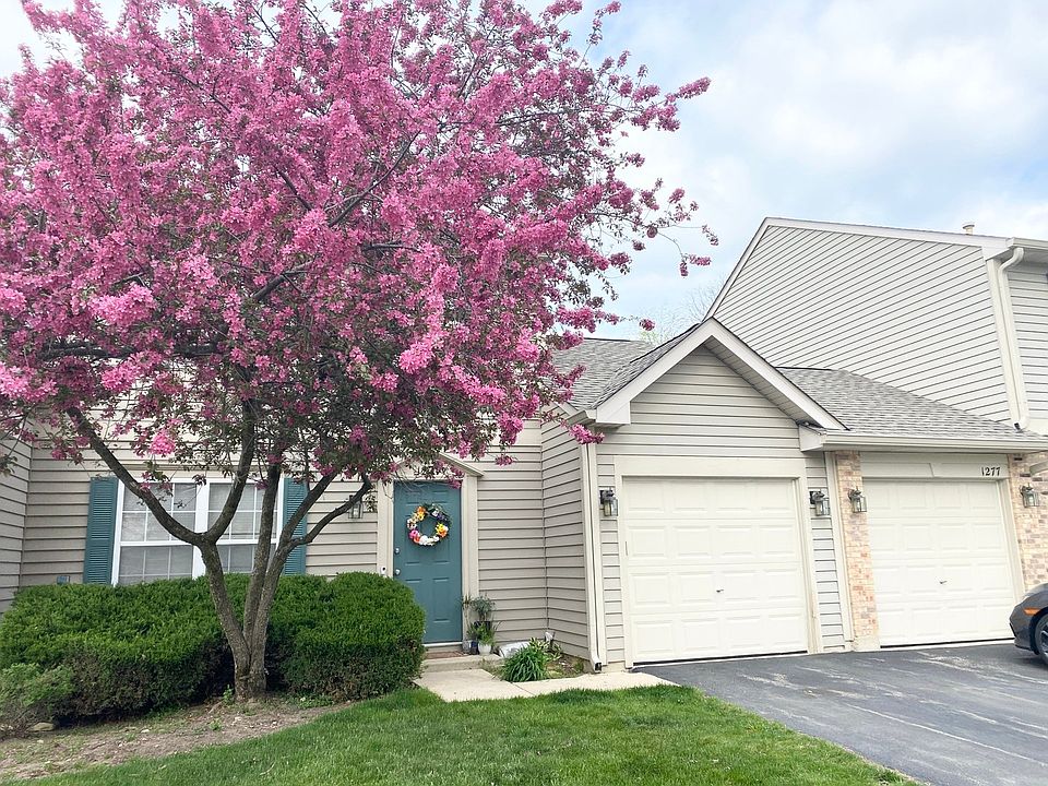 1st image of 1279 N Village Dr