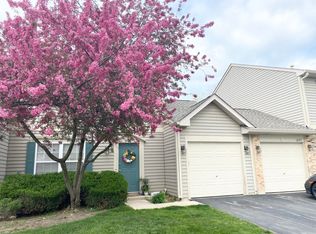 1279 N Village Dr, Round Lake, IL 60073