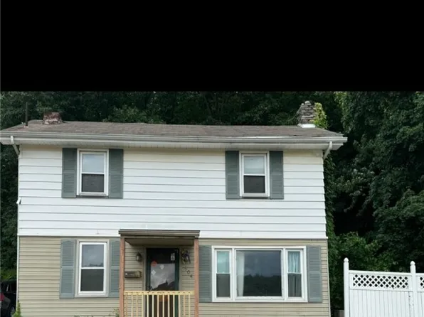 404 E Wood St, Lowellville, OH 44436