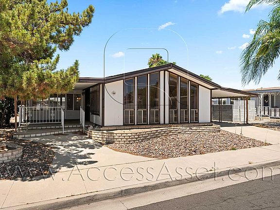 2nd image of 1360 Cabrillo Dr