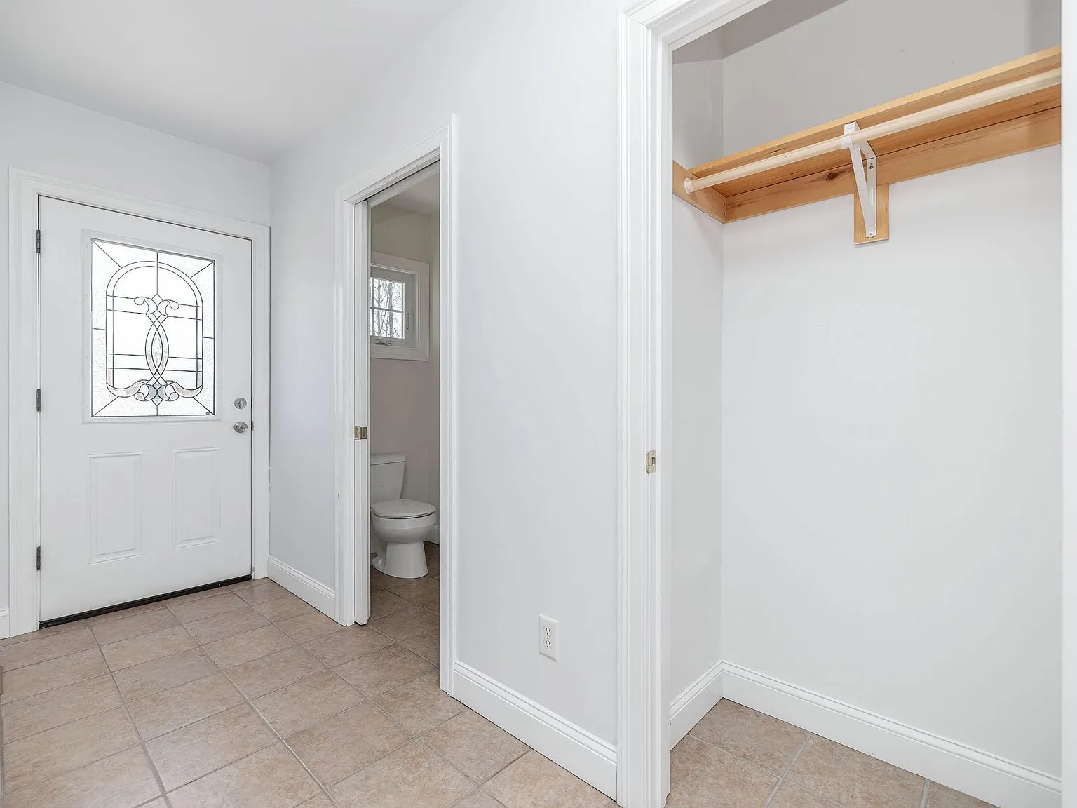 3 bed, 2.5 bath, 1640 sqft, $2,900 — Photo 4