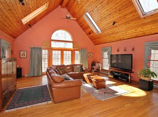 423 Farm To Market Rd, Brewster, NY 10509