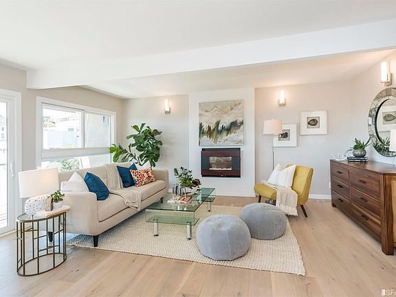 2nd image of 358 Roosevelt Way