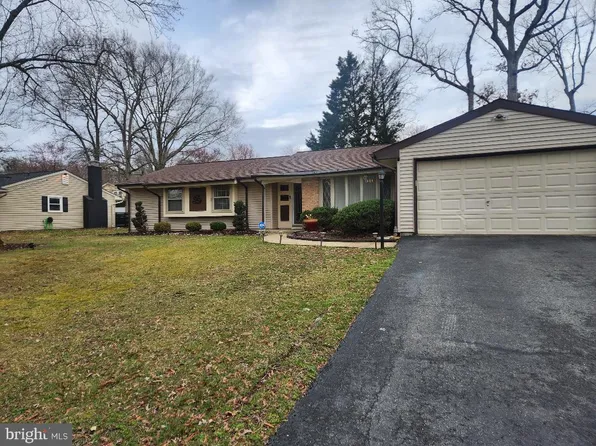 3504 Lisa Ln, Waldorf, MD 20601