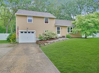 22 Ashford Rd, Jackson, NJ 08527