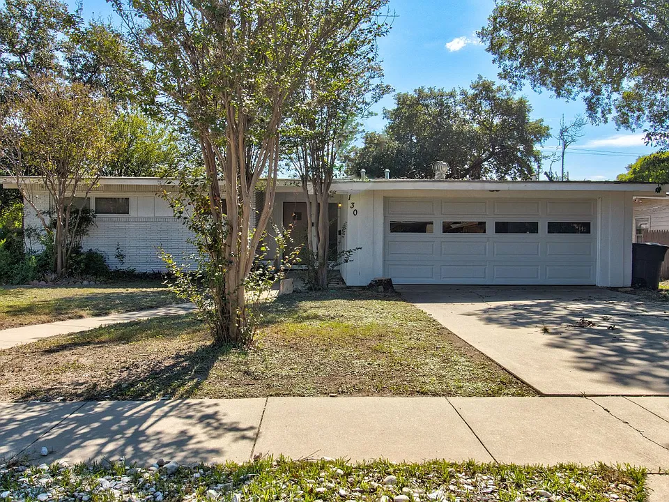 130 Southill Rd