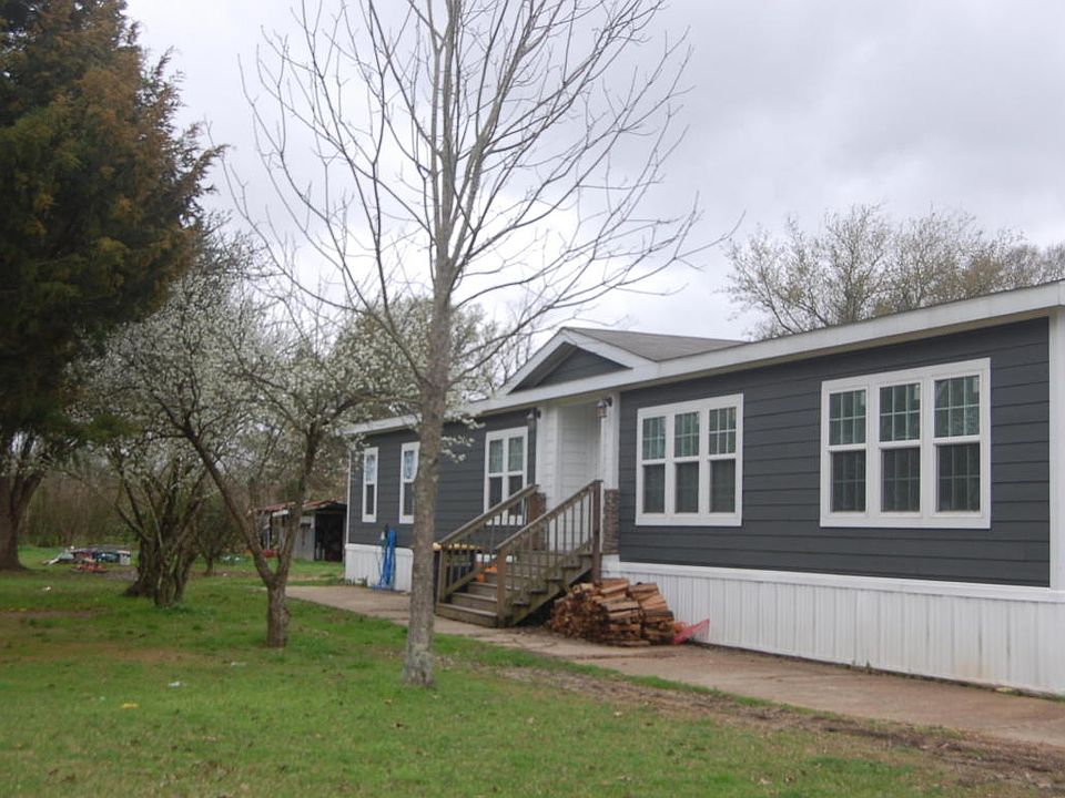 1st image of 3145 Edmond Dr