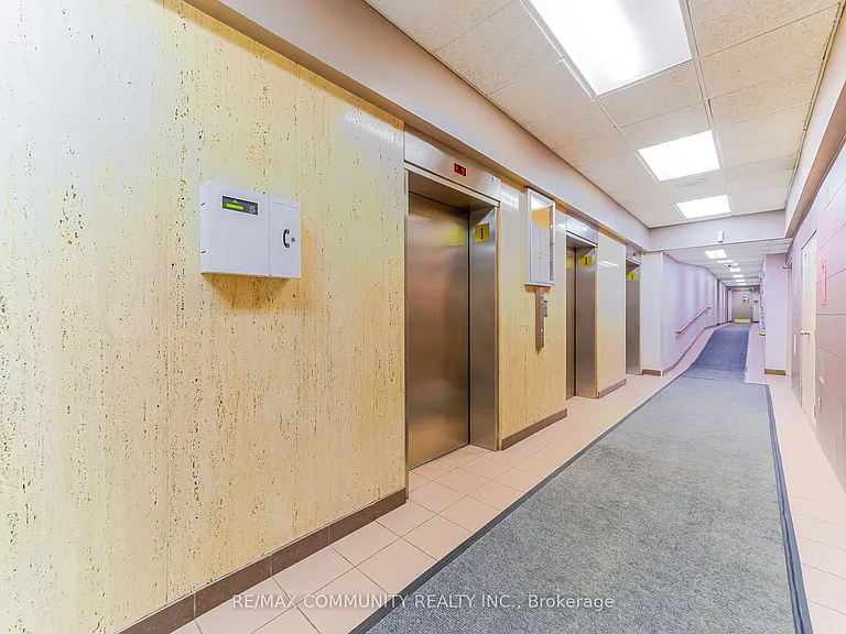 3380 Eglinton Ave E #511 — Photo 6