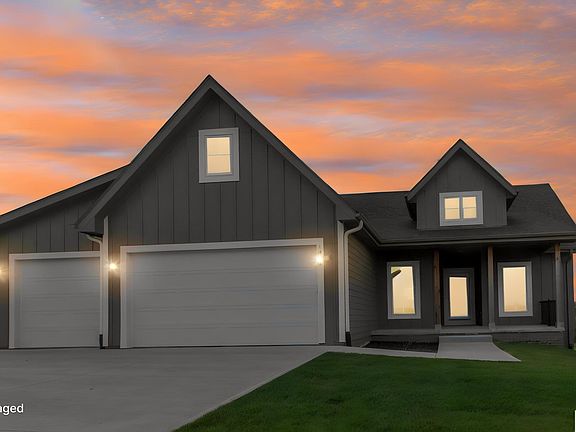 3rd image of 3000 Southern Hills Dr