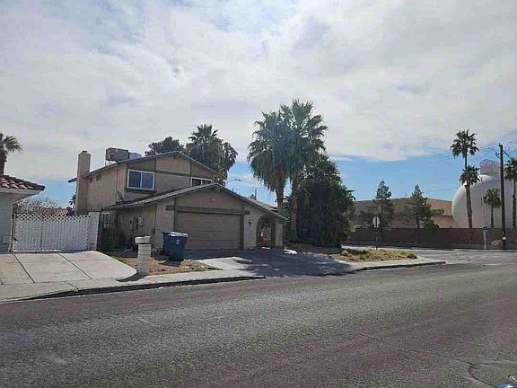 2nd image of 5274 Annie Oakley Dr