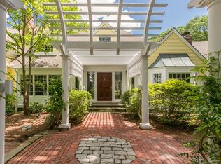 203 Sandy Pond Rd, Lincoln, MA 01773