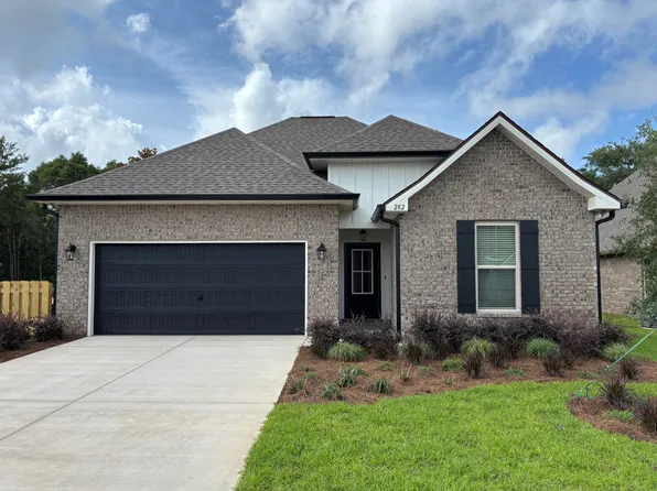 282 E Tweet St, Freeport, FL 32439