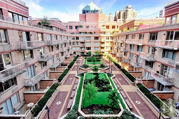 Sold by Halstead Real Estate | media 2