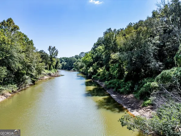 20 N River Rd, McDonough, GA 30252