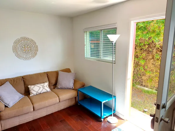 224 F St #4, Chula Vista, CA 91910