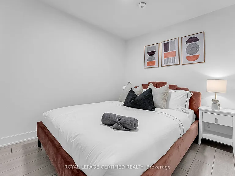 15 Mercer St #705 — Photo 31