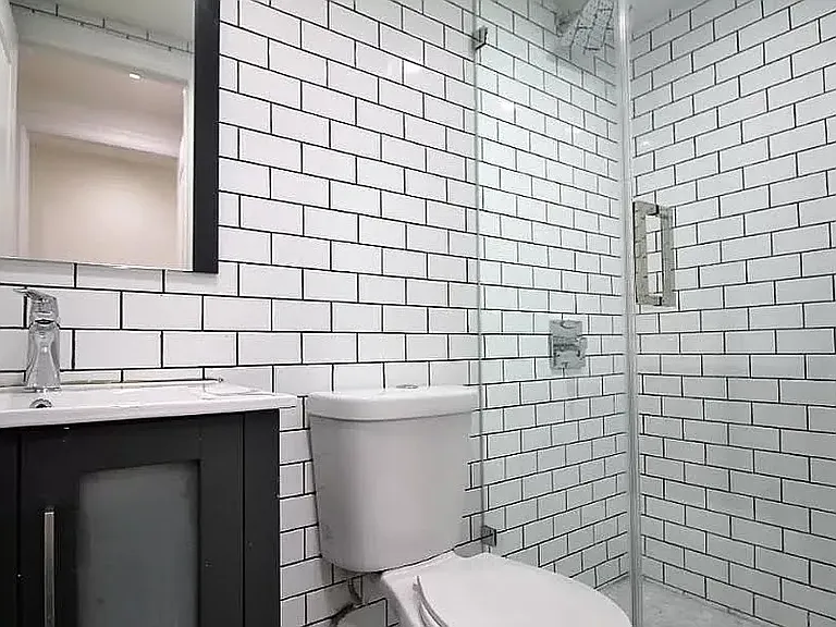 881 Park Ave #1 — Photo 9