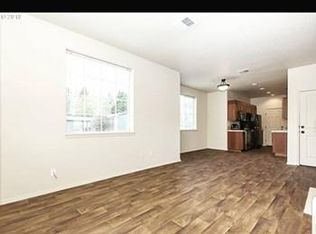 1199 NE Turner Dr, Hillsboro, OR 97124