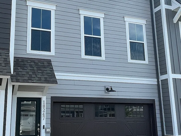 18247 Moss Garden Rd — Photo 2