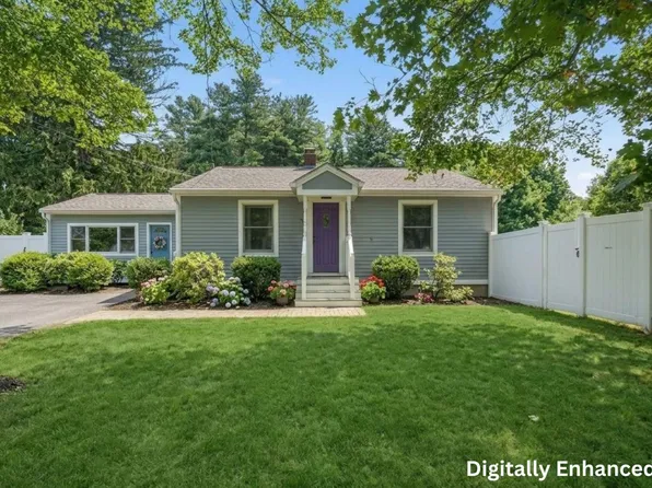 70 Brigham St, Hudson, MA 01749