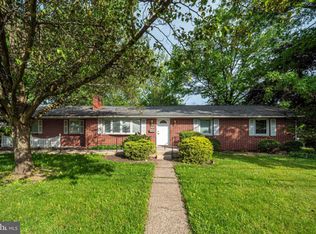 20 E Ridge Ave, Telford, PA 18969