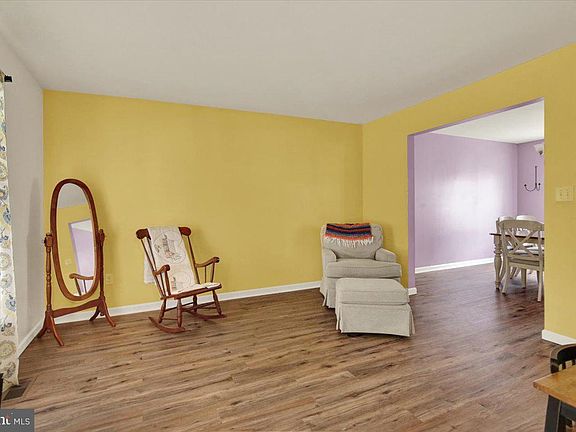 5th image of 88 Thayer Rd