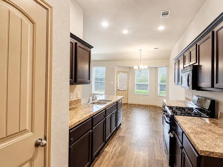 20419 Newcastle Ridge Ln — Photo 5