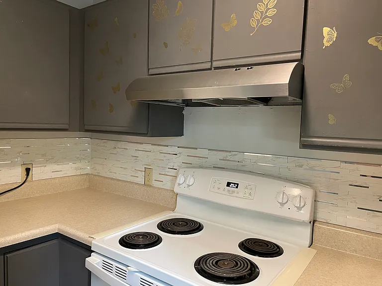 2121 SW Morningside Rd — Photo 17