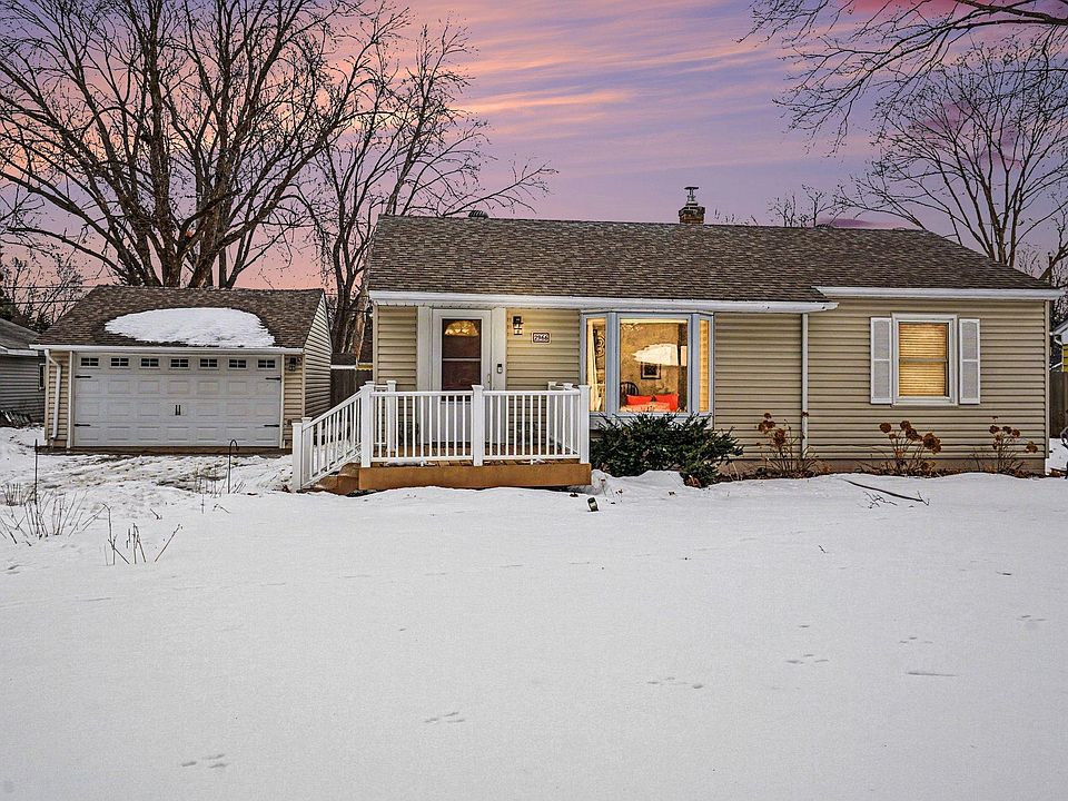 1st image of 2966 Simpson St
