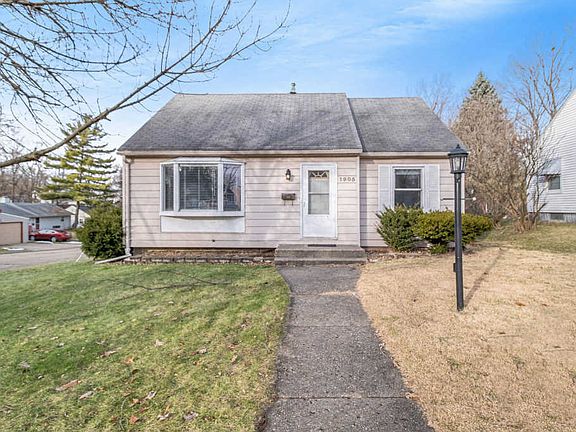 2nd image of 1905 Homecrest Ave