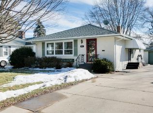 2036 Ames Ave, Saint Paul, MN 55119