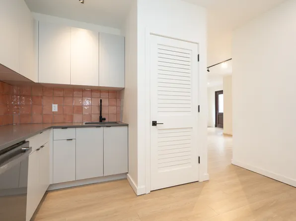 328 Pacific Avenue image 26 of 85