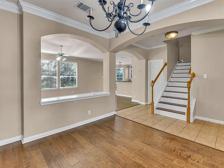 2132 Faldo Ln — Photo 6