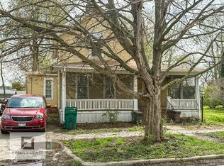 337 Day St, Galesburg, IL 61401