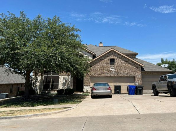 118 Stone St, Forney, TX 75126