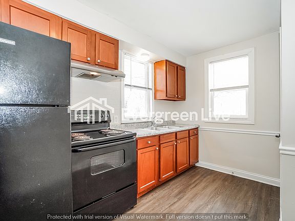 5th image of 2580 Grasmere Ave