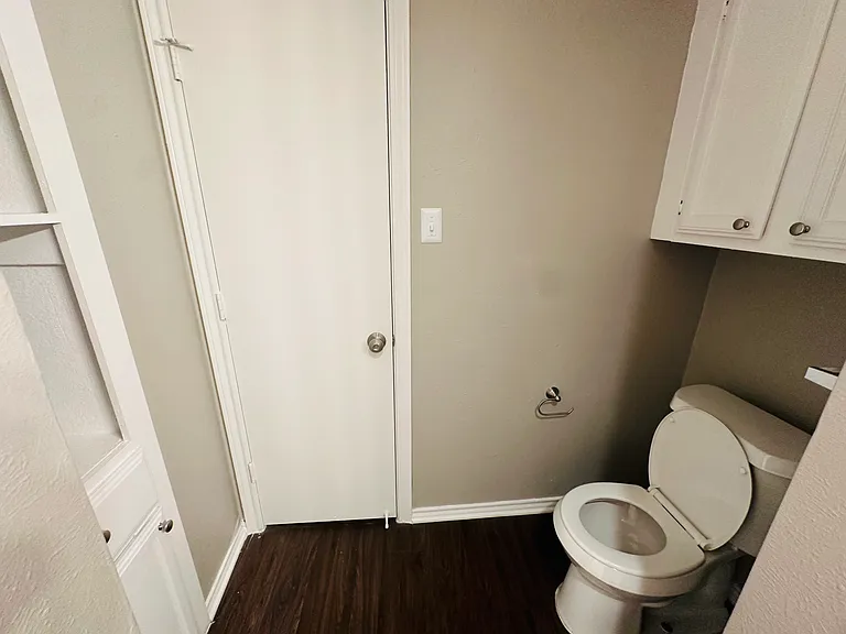 3927 Dover Dr #3927D — Photo 12