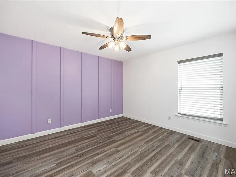 407 Sammy Ln — Photo 29