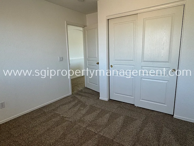 11630 W Washington St — Photo 10
