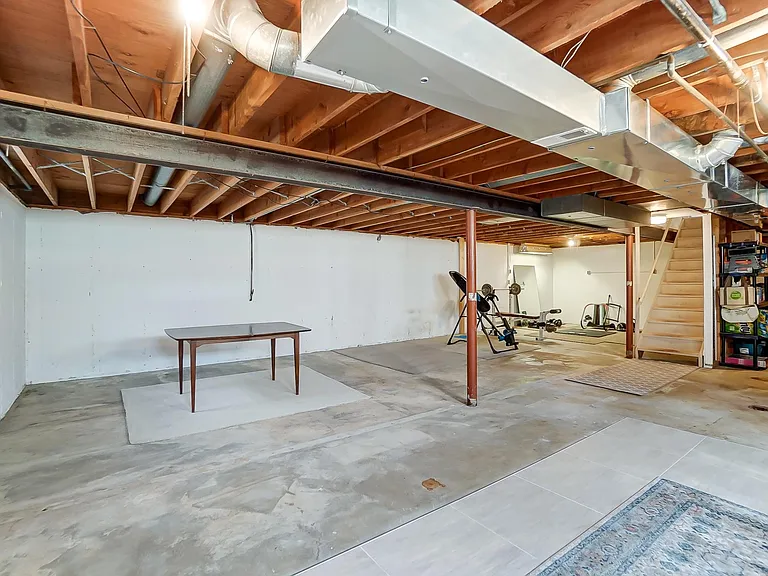 1599 Yellowglen Dr — Photo 31