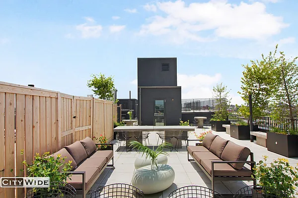 Rented by City Wide Apartments | media 9