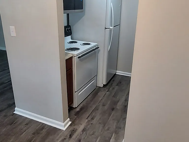 5725 Leavenworth Rd #8 — Photo 6