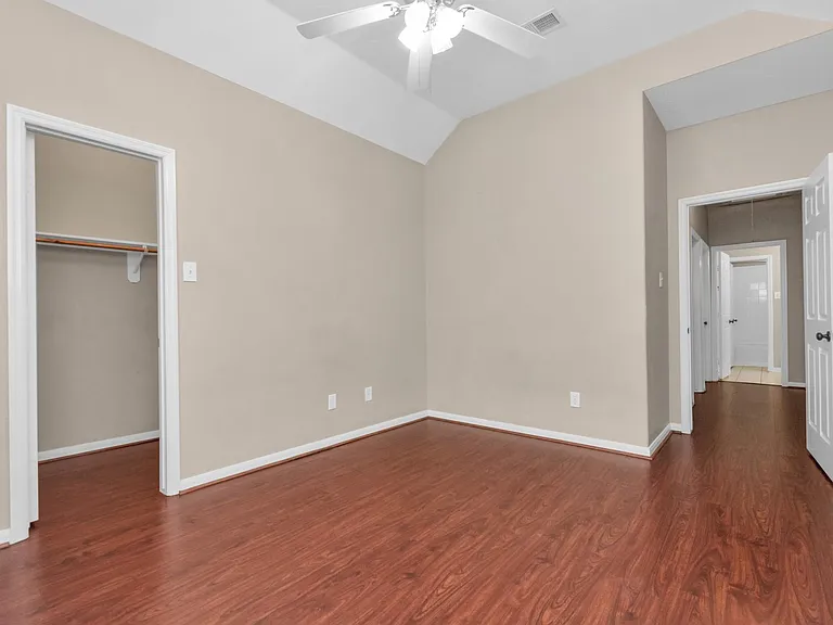 1915 Crescent Oak Dr — Photo 44