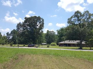 1060 Old Yorkville Rd, Columbus, MS 39702